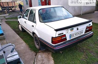 Седан Ford Orion 1989 в 