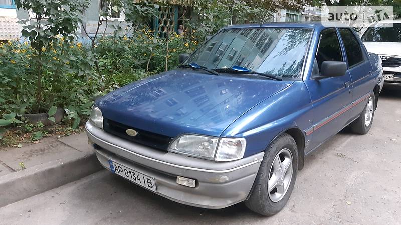 Седан Ford Orion 1991 в Запорожье