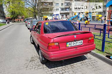 Седан Ford Orion 1992 в Львові