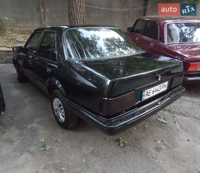 Седан Ford Orion 1989 в Днепре