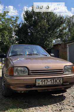 Седан Ford Orion 1987 в  Седан Ford Orion 1987 в