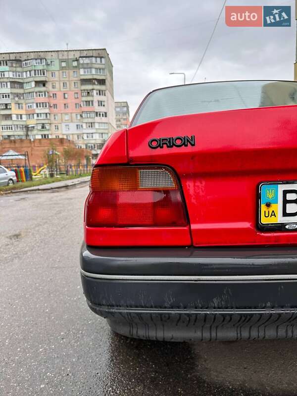 Седан Ford Orion 1993 в Полтаве фото 5 Седан Ford Orion 1993 в Полтаве