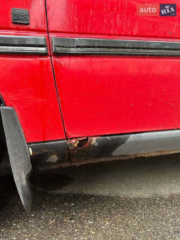 Седан Ford Orion 1993 в Полтаве фото 12 Седан Ford Orion 1993 в Полтаве