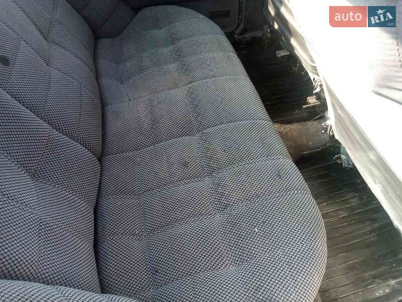 Седан Ford Orion 1989 в Теребовле