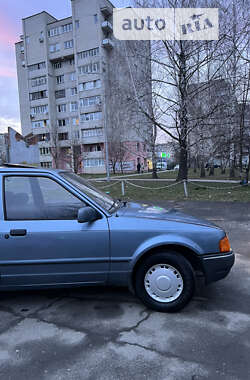 Седан Ford Orion 1988 в Луцке