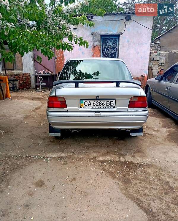 Седан Ford Orion 1992 в Николаеве фото 3 Седан Ford Orion 1992 в Николаеве