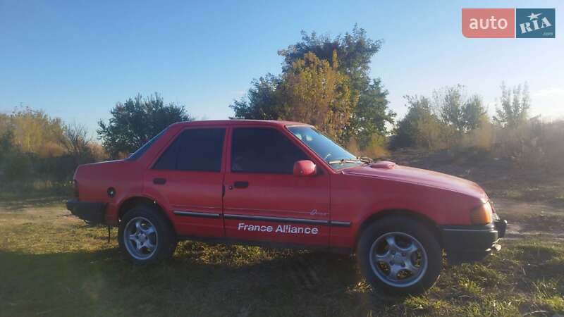 Седан Ford Orion 1989 в Ровно