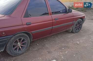 Седан Ford Orion 1991 в Коростене