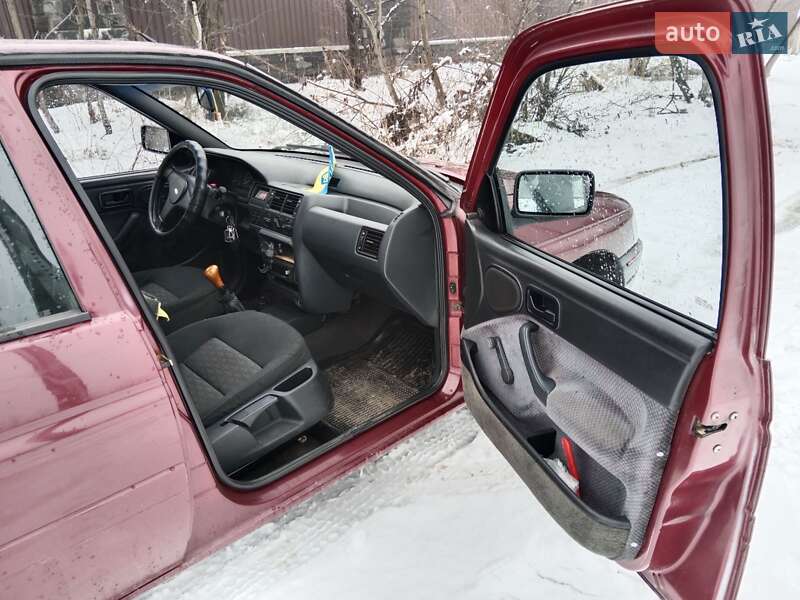 Седан Ford Orion 1991 в Житомире