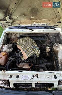 Седан Ford Orion 1986 в 