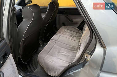 Седан Ford Orion 1992 в 