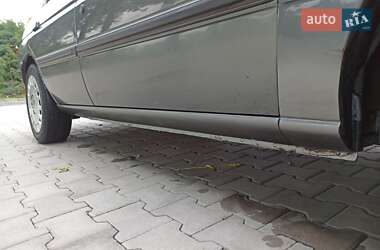 Седан Ford Orion 1992 в 