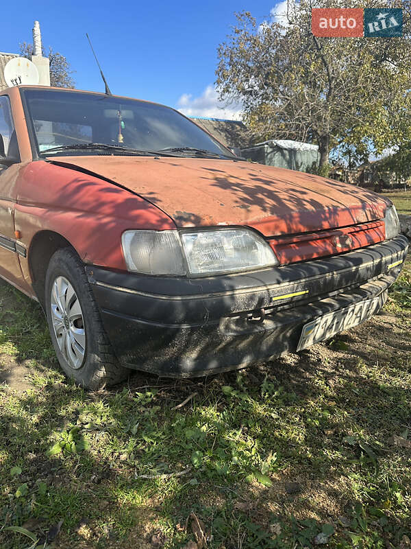 Седан Ford Orion 1991 в Варваровке