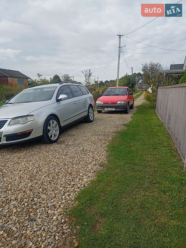 Седан Ford Orion 1993 в Самборе