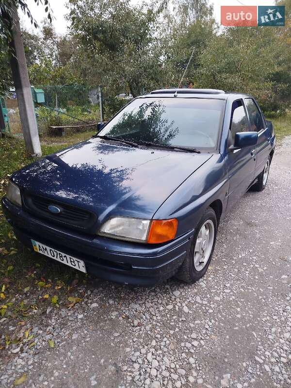 Седан Ford Orion 1993 в Бердичеве