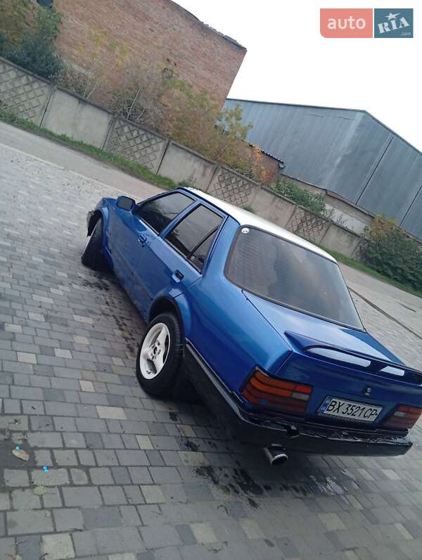 Седан Ford Orion 1988 в Летичіві
