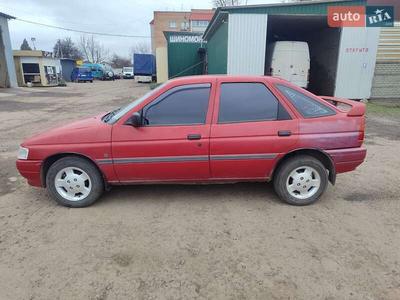 Седан Ford Orion 1991 в Черкассах фото 2 Седан Ford Orion 1991 в Черкассах