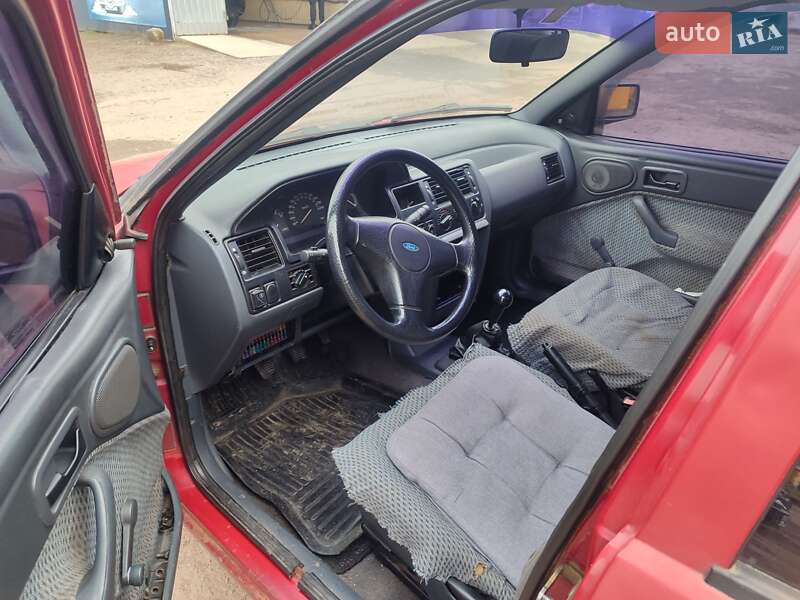 Седан Ford Orion 1991 в Черкассах фото 9 Седан Ford Orion 1991 в Черкассах