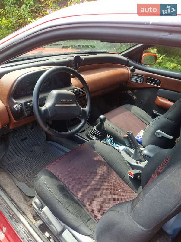 Купе Ford Probe 1989 в Ромнах