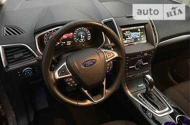 Минивэн Ford S-Max 2016 в Луцке