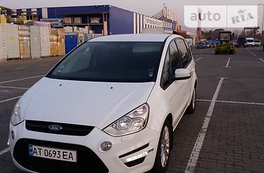Мінівен Ford S-Max 2013 в 