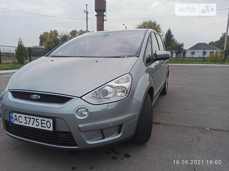 Ford S-Max