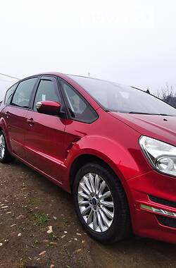 Минивэн Ford S-Max 2014 в 