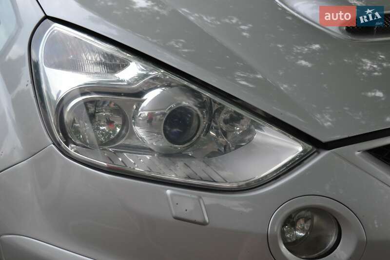 Минивэн Ford S-Max 2008 в Запорожье
