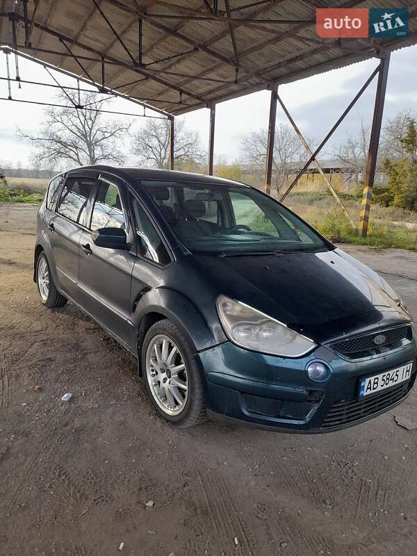 Минивэн Ford S-Max 2007 в Малой Виске