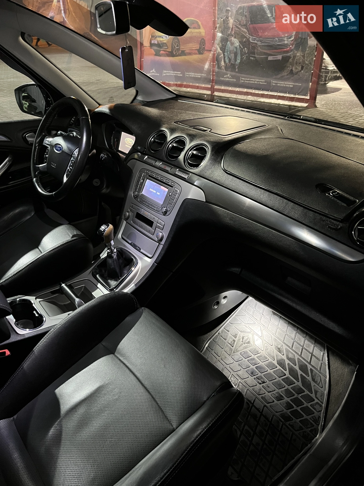 2010 Ford S-MAX - мініатюра 17
