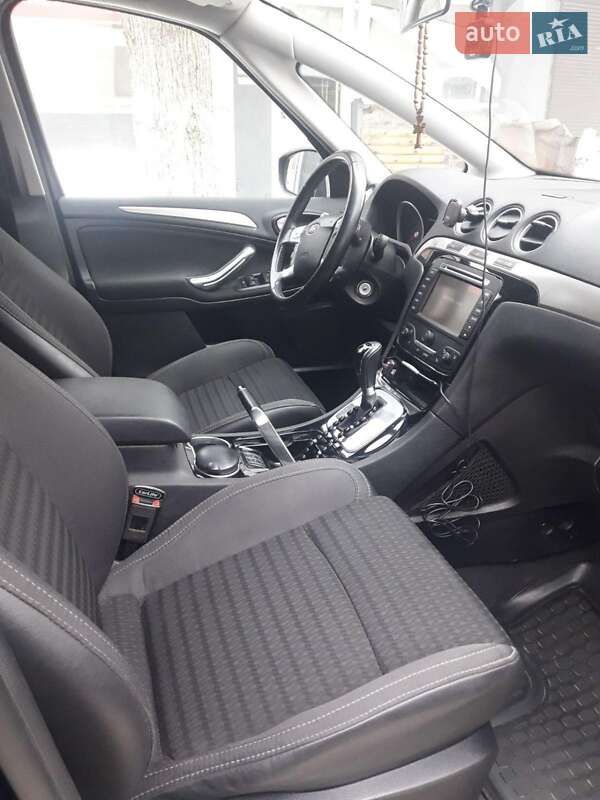 Минивэн Ford S-Max 2012 в Киеве