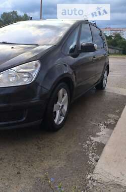 Минивэн Ford S-Max 2009 в Вараше