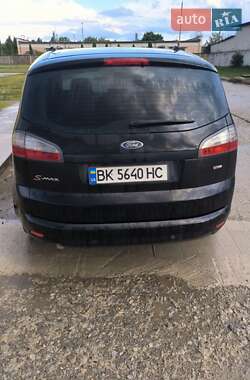 Минивэн Ford S-Max 2009 в Вараше