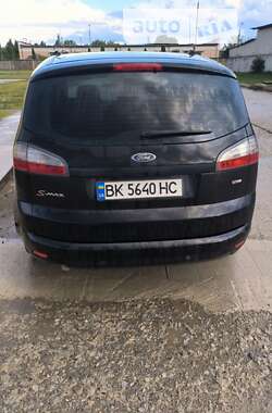 Минивэн Ford S-Max 2009 в Вараше