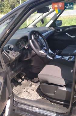 Минивэн Ford S-Max 2008 в 