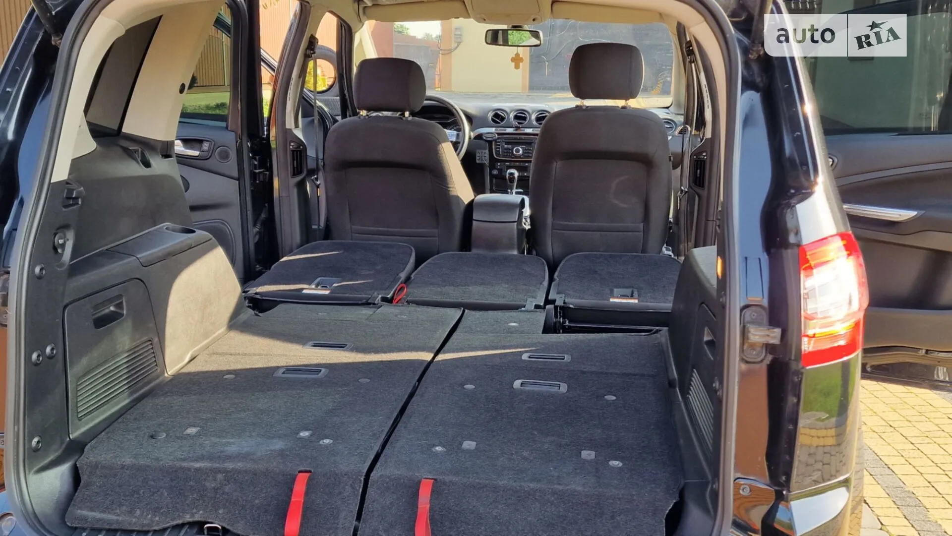 2011 Ford S-MAX - мініатюра 21