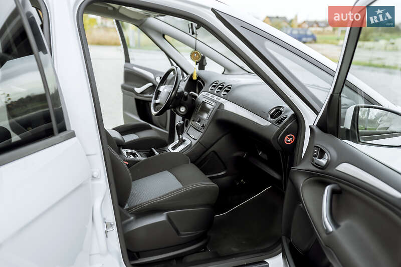 Минивэн Ford S-Max 2013 в Здолбунове