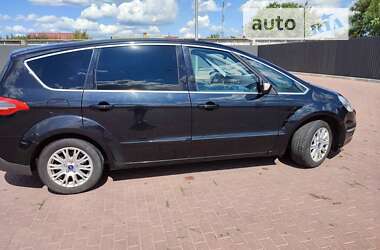 Минивэн Ford S-Max 2010 в 