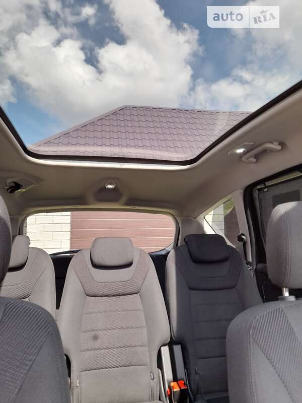 Мінівен Ford S-Max 2010 в Сарнах