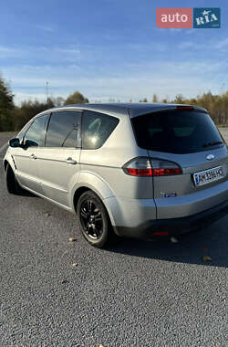 Минивэн Ford S-Max 2006 в 