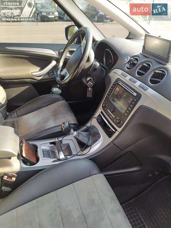 Минивэн Ford S-Max 2011 в Нежине