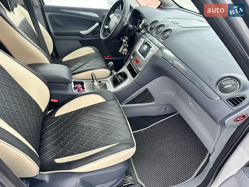 Ford S-Max 2008