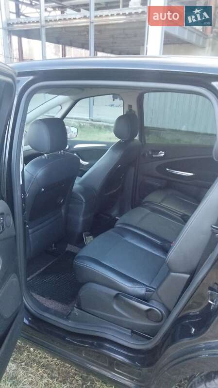 Минивэн Ford S-Max 2007 в Черновцах