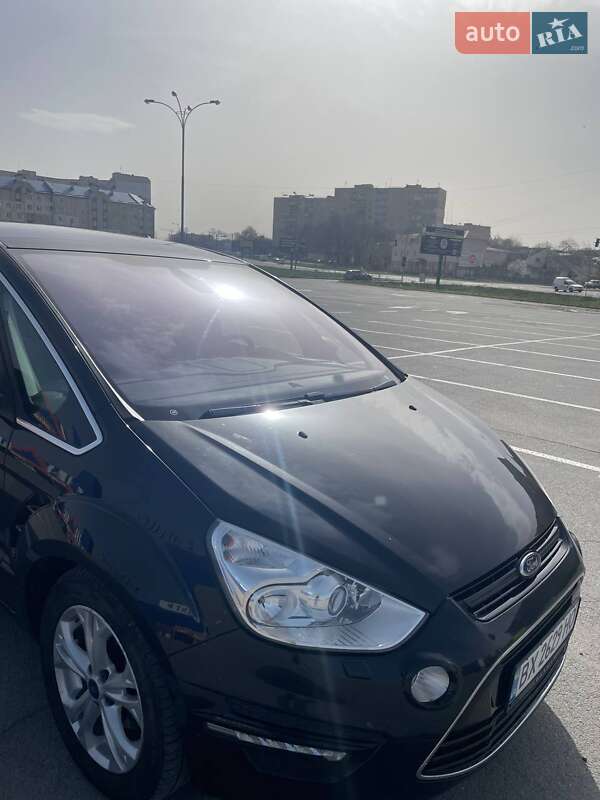 Минивэн Ford S-Max 2014 в Каменец-Подольском