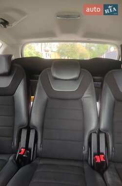Минивэн Ford S-Max 2012 в 