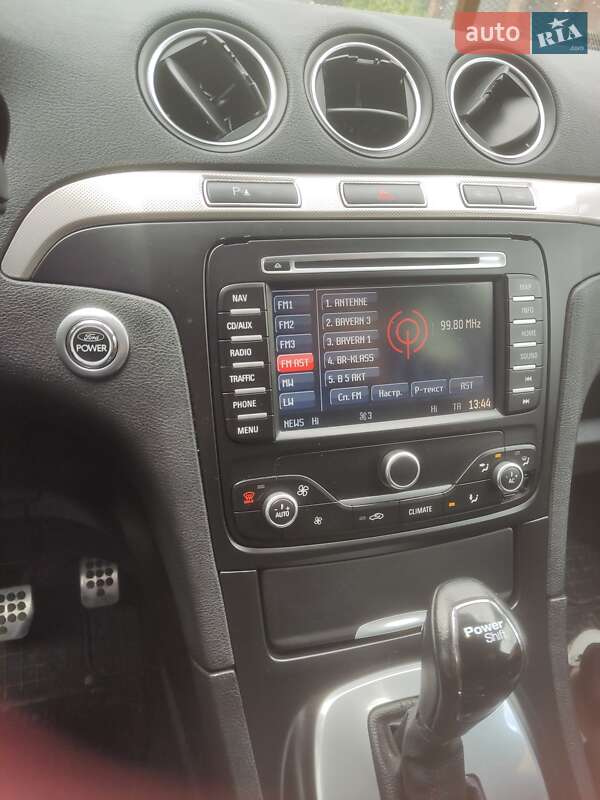 Ford S-Max 2012