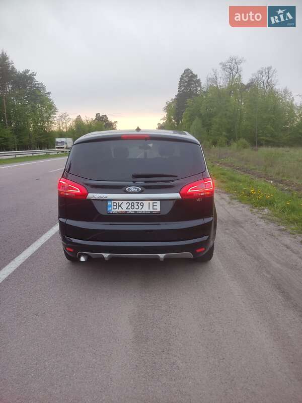 Минивэн Ford S-Max 2012 в Ровно