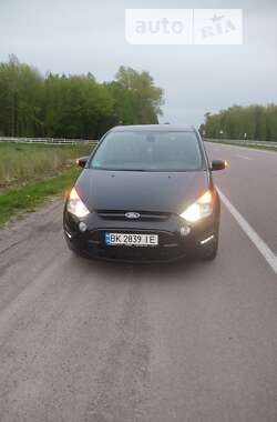 Минивэн Ford S-Max 2012 в Ровно