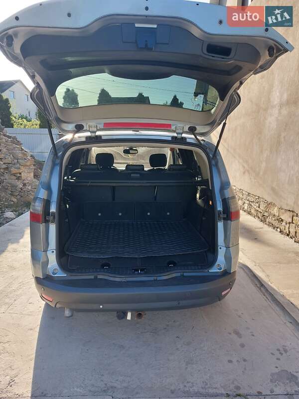 Минивэн Ford S-Max 2008 в Каменец-Подольском