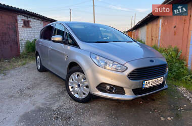 Минивэн Ford S-Max 2016 в 